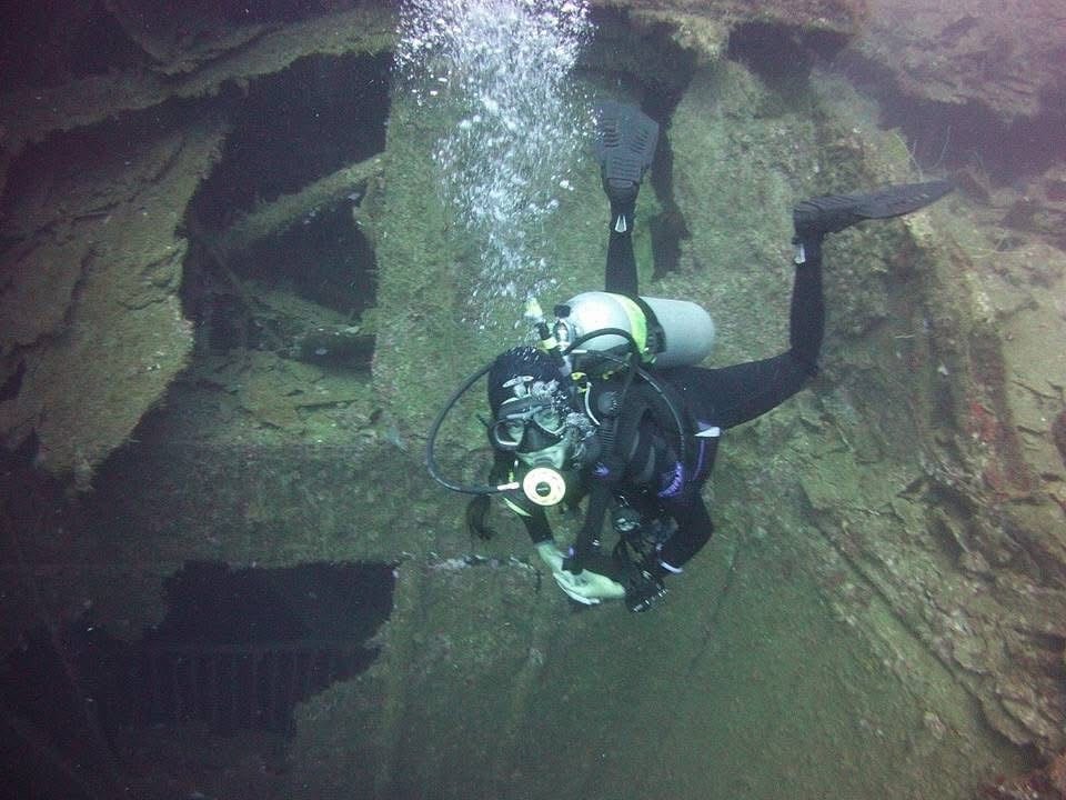 Wreck dives