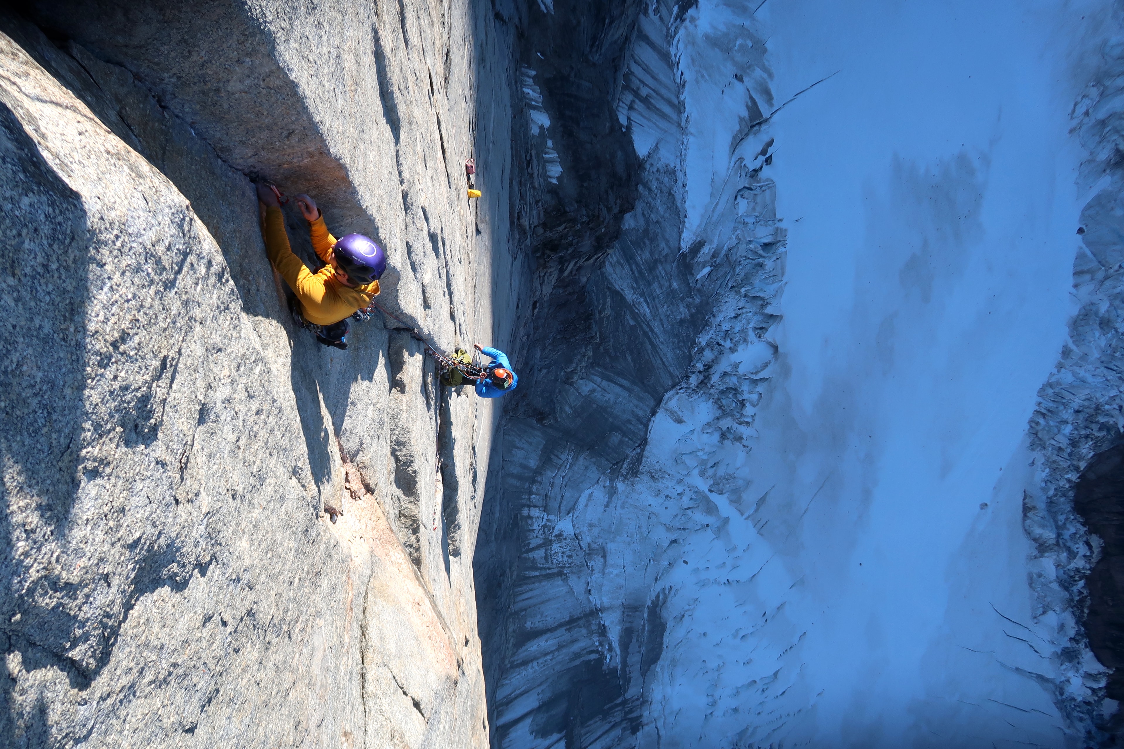 Greenland / Mirror Wall